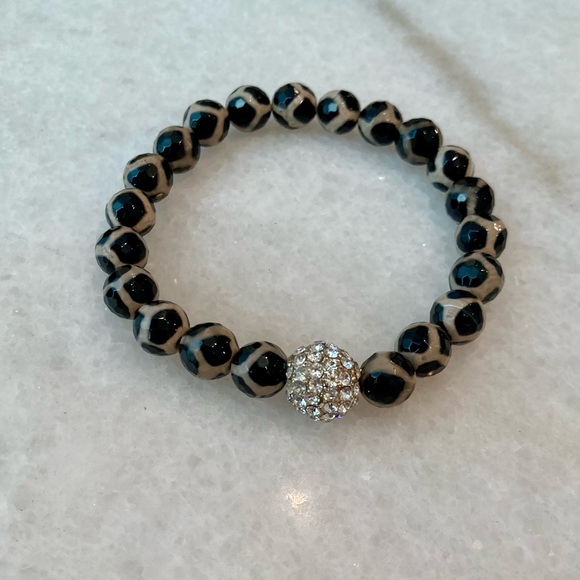 🔸NWT🔸Faceted Natural Dzi Agate Beaded Bracelet with CZ accent - Picture 8 of 10